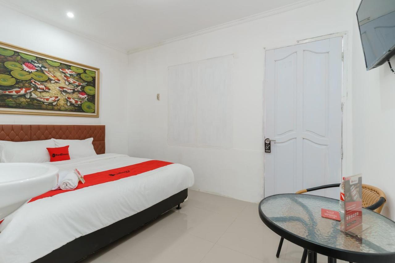 Reddoorz Syariah Near Universitas Borobudur Jakarta Exterior photo